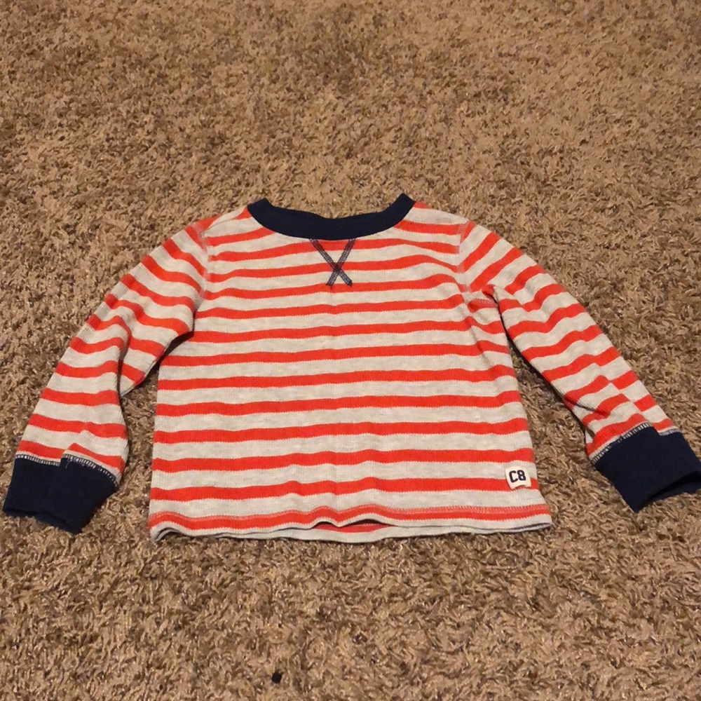 Crazy 8 size 2t thermal long sleeve